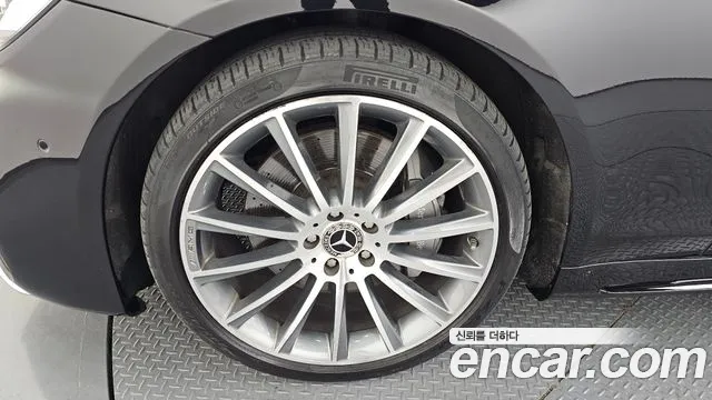 Mercedes-Benz S-Класс 2018 thumb 4