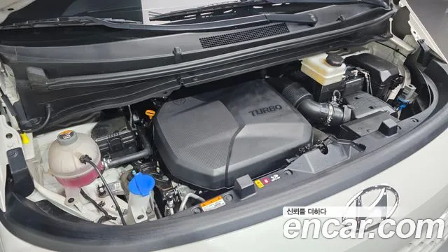 Hyundai Staria 2021 thumb 6