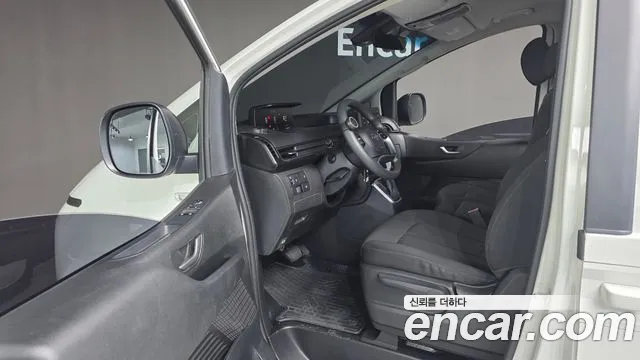 Hyundai Staria 2021 thumb 11
