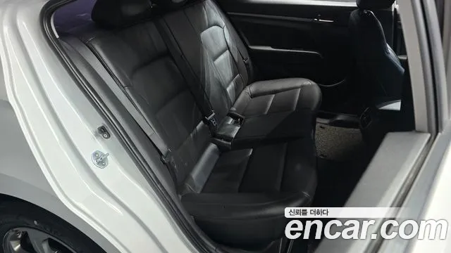 Hyundai Avante 2016 thumb 11
