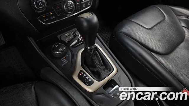 Jeep Cherokee 2015 thumb 9