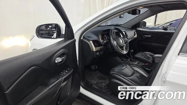Jeep Cherokee 2015 thumb 10