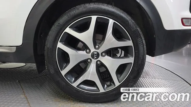 Kia Sportage 2017 thumb 5