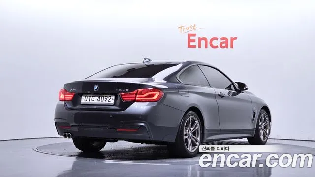 BMW 4-Series 2016 thumb 2