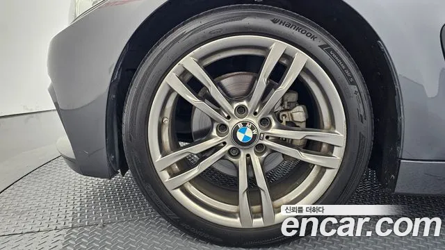 BMW 4-Series 2016 thumb 5