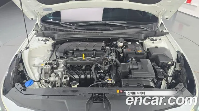 Hyundai Avante 2021 thumb 6
