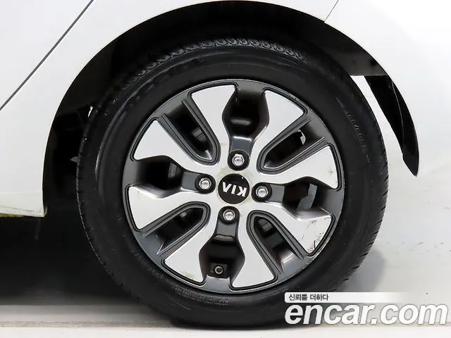 Kia Morning 2016 thumb 5
