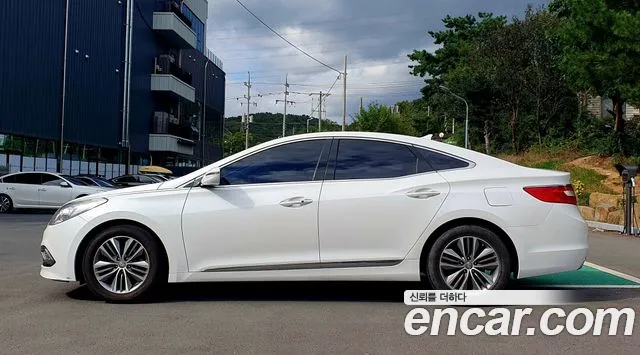 Hyundai Grandeur 2015 thumb 8