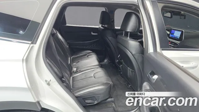 Hyundai Santa Fe 2018 thumb 12