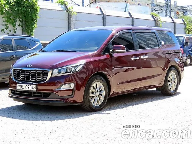 Kia Carnival 2018 thumb 12