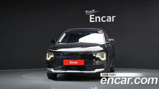 Kia Niro 2023 thumb 3
