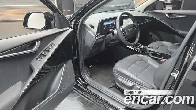 Kia Niro 2023 thumb 10