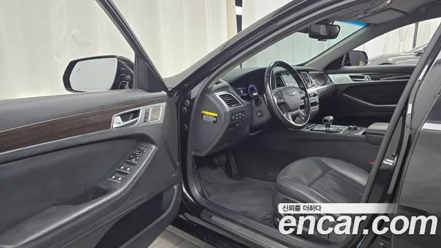 Genesis G80 2018 thumb 10