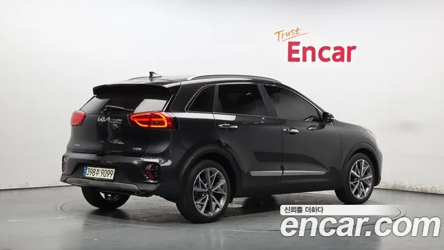 Kia Niro 2021 thumb 2