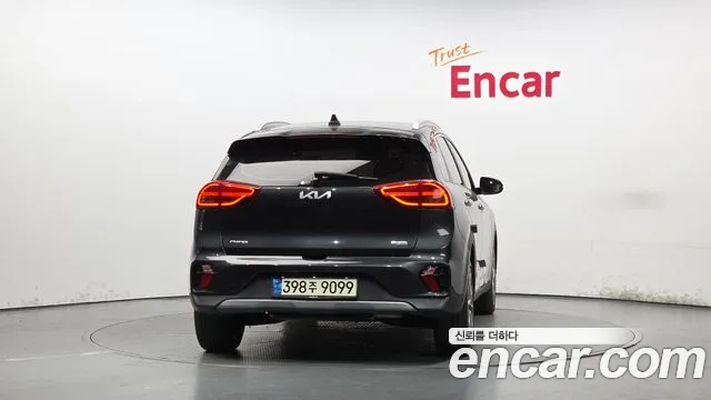 Kia Niro 2021 thumb 4