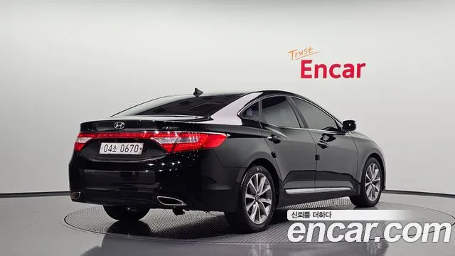 Hyundai Grandeur 2012 thumb 2