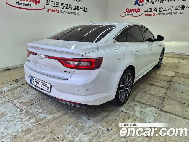 Renault-KoreaSamsung Megane 2016 thumb 4