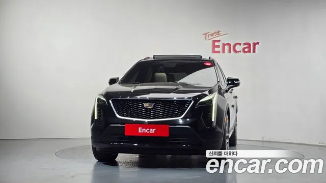 Cadillac XT4 2023 thumb 3