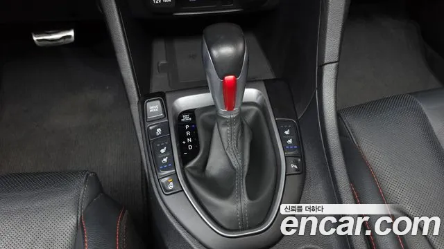 Hyundai Veloster 2018 thumb 9