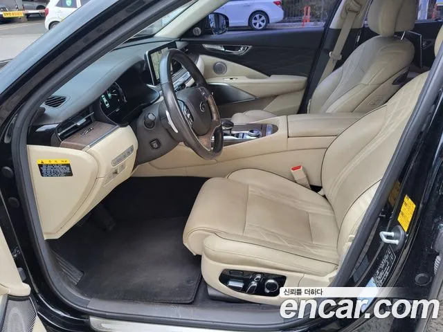 Kia K9 2018 thumb 7