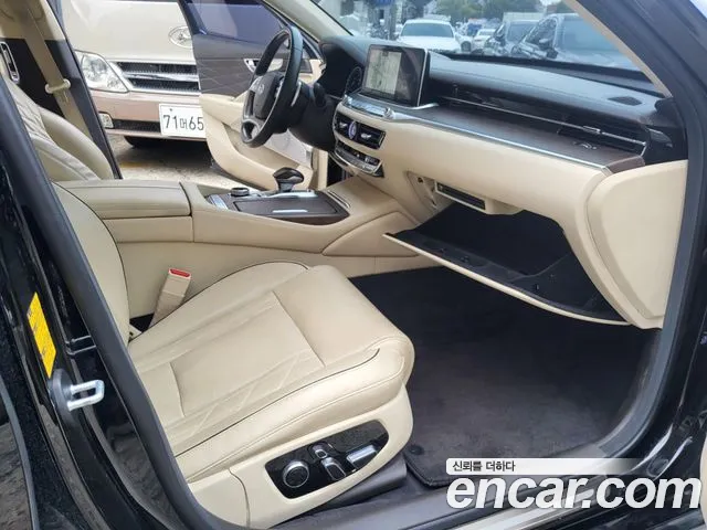 Kia K9 2018 thumb 8