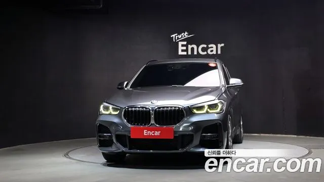 BMW X1 2022 thumb 3