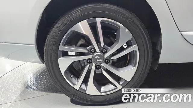Renault-KoreaSamsung Fluence 2019 thumb 5