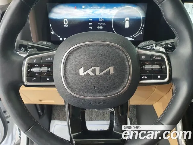 Kia Carnival 2021 thumb 10