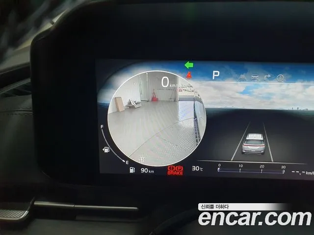 Kia Carnival 2021 thumb 11