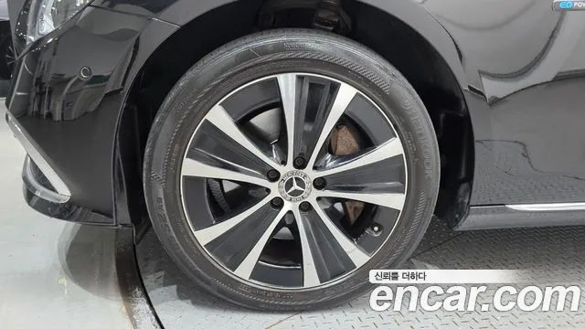 Mercedes-Benz E-Класс 2021 thumb 5