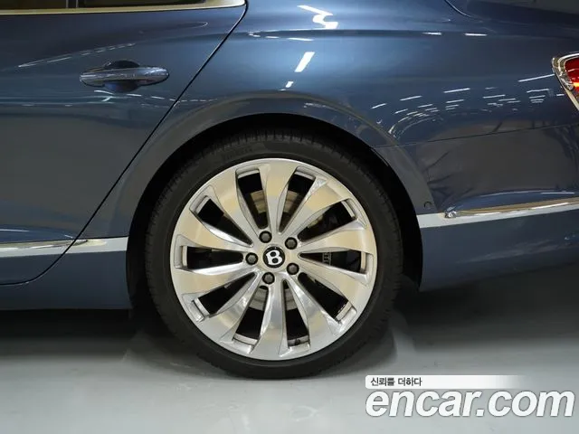 Bentley Flying Spur 2021 thumb 7
