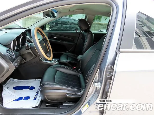 ChevroletGMDaewoo Cruze 2015 thumb 5