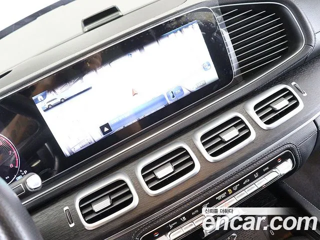 Mercedes-Benz GLS 2025 thumb 7