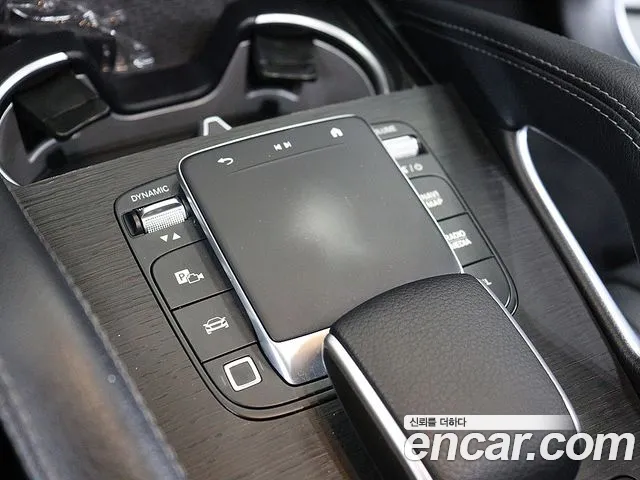 Mercedes-Benz GLS 2025 thumb 9