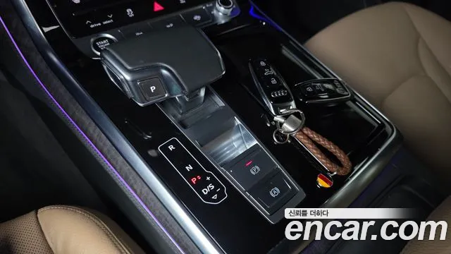 Audi Q8 2023 thumb 9