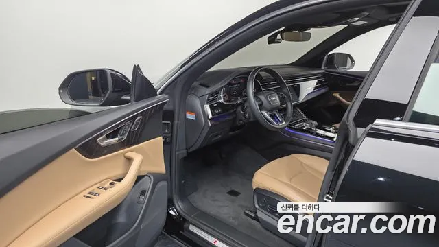 Audi Q8 2023 thumb 10