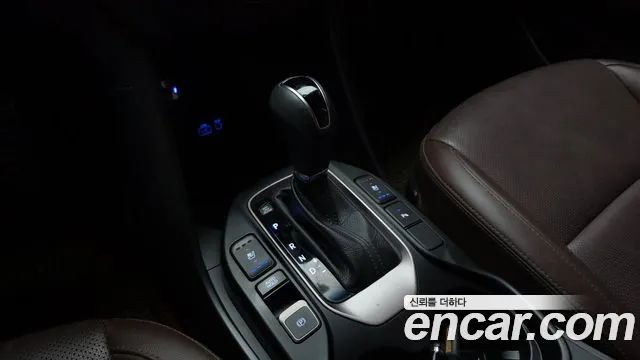 Hyundai Santa Fe 2016 thumb 8