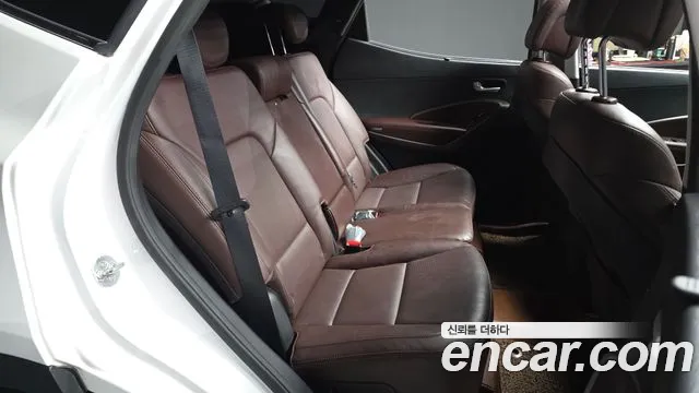 Hyundai Santa Fe 2016 thumb 11