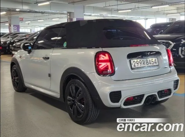 MINI Cooper Convertible 2021 thumb 2