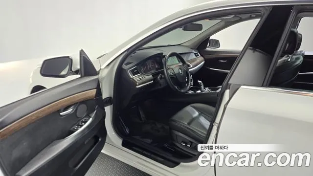 BMW Gran Turismo 2011 thumb 10