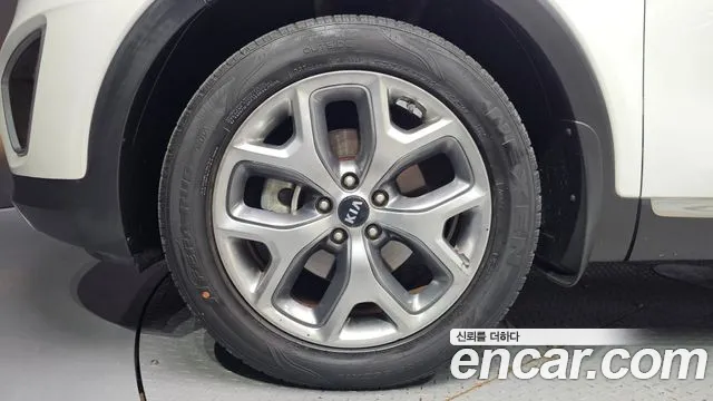 Kia Sorento 2016 thumb 5