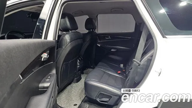 Kia Sorento 2016 thumb 12