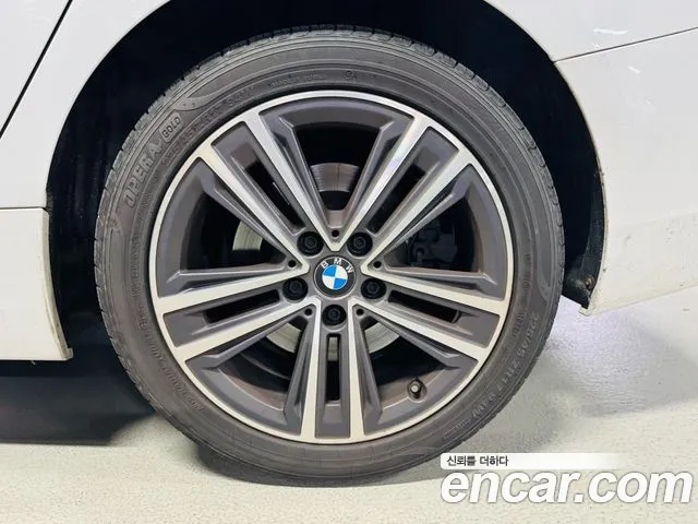 BMW 2-Series 2021 thumb 5