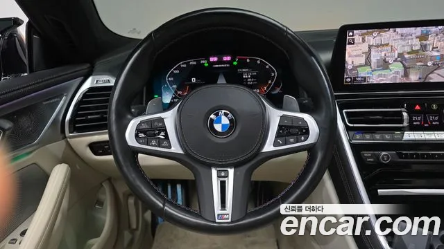 BMW 8-Series 2022 thumb 12