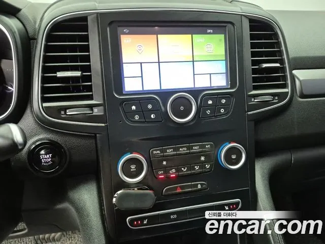Renault-KoreaSamsung Koleos 2018 thumb 10