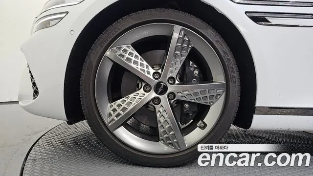 Genesis G80 2024 thumb 5