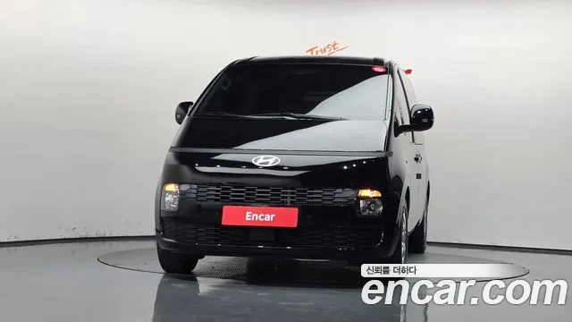 Hyundai Staria 2026 thumb 3