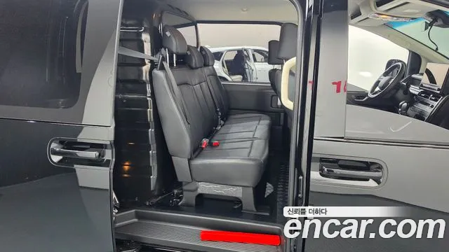 Hyundai Staria 2026 thumb 11