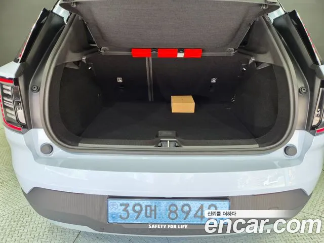Volvo EX30 2025 thumb 8