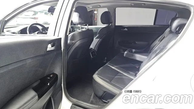 Kia Sportage 2016 thumb 11